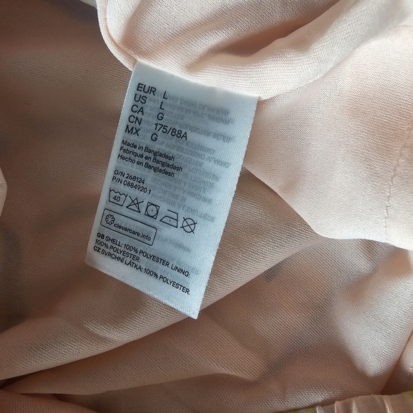 H&M Divided Floral Midi Skirt – Tropical Print, Size Large - Picture 10 of 11